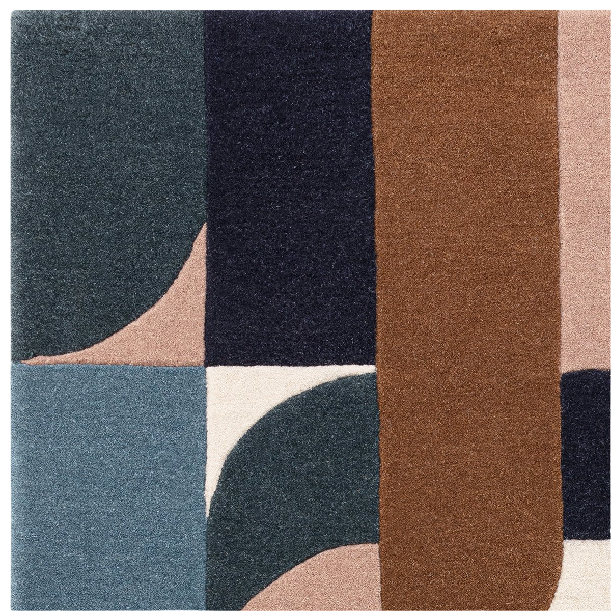 KLOTSKI TEAL GEOMETRIC WOOL RUG CORNER